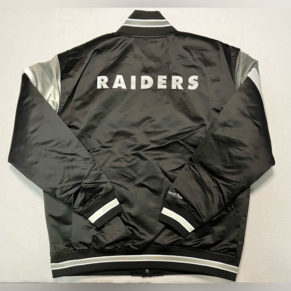 Oakland Raiders Mitchell & Ness Heavyweight Jacket MSRP $200 - Picture 2 of 5